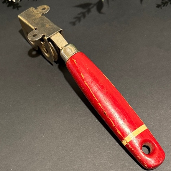 A&J Knife Sharpener, Stainless Steel Paring Knife and Miniature Knife Sharpener - Picture 7 of 16